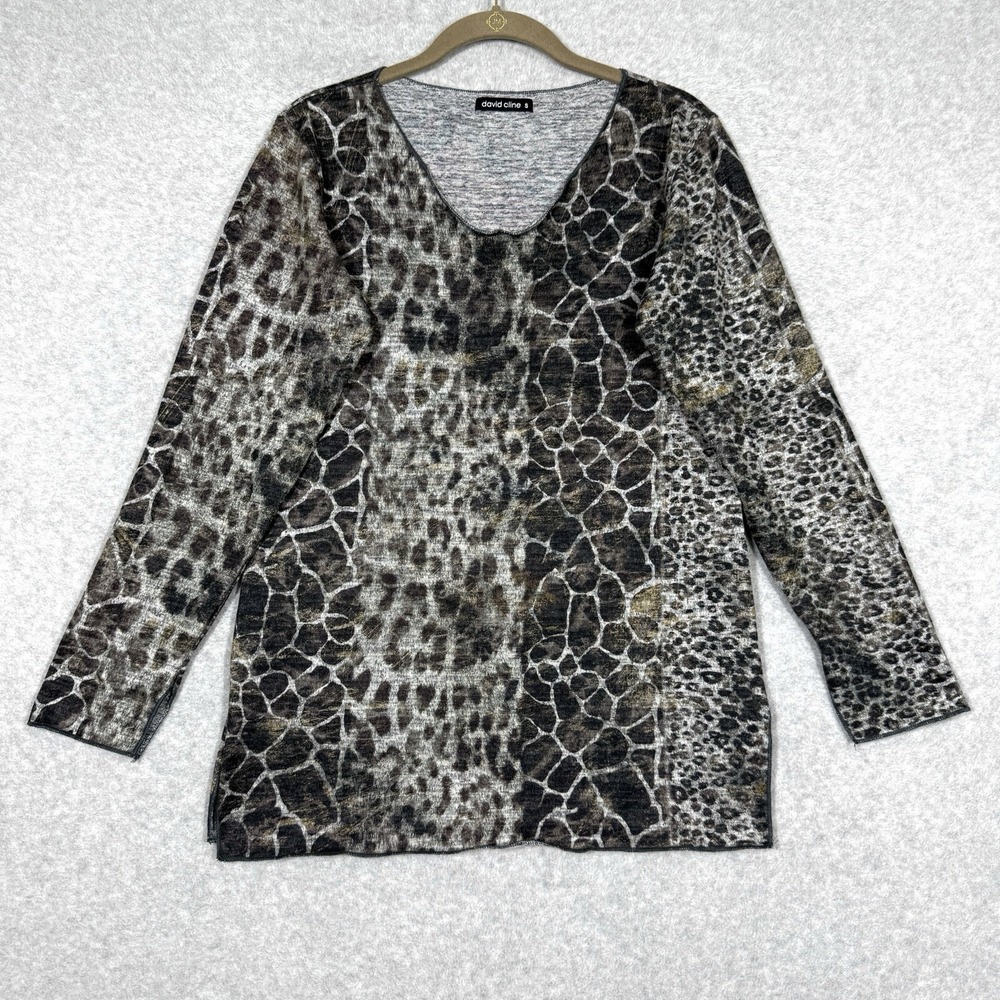 David Cline Top Womens Small Safari Animal Leopard Print Long Sleeve Knit Tunic